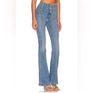 (24) Jayde Flare Jeans in Sunburst Blue